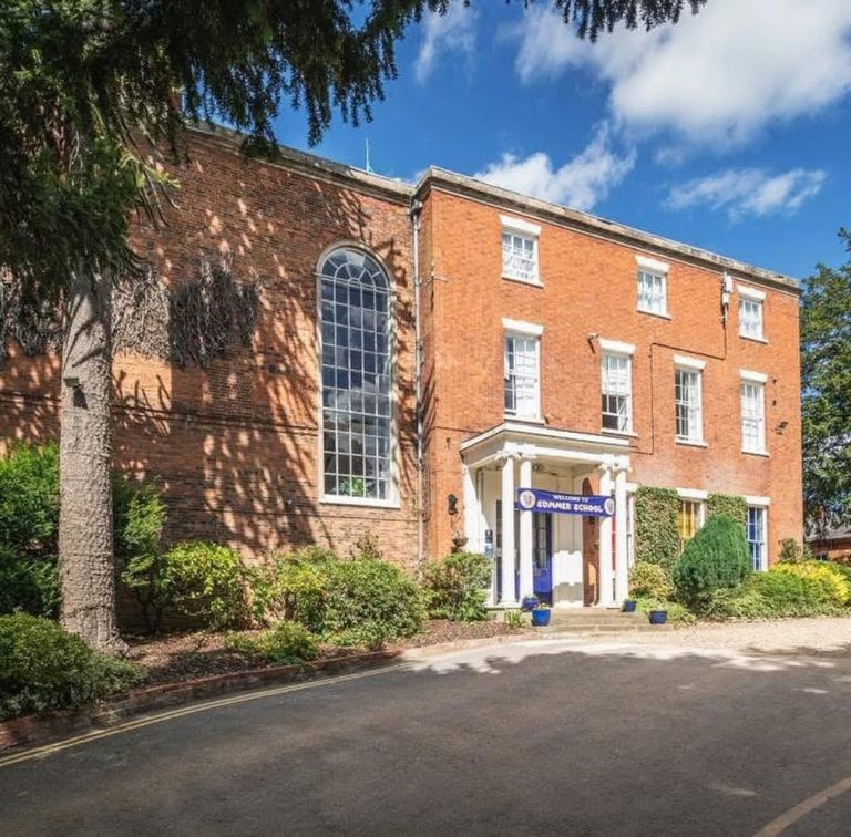 Brooke House College